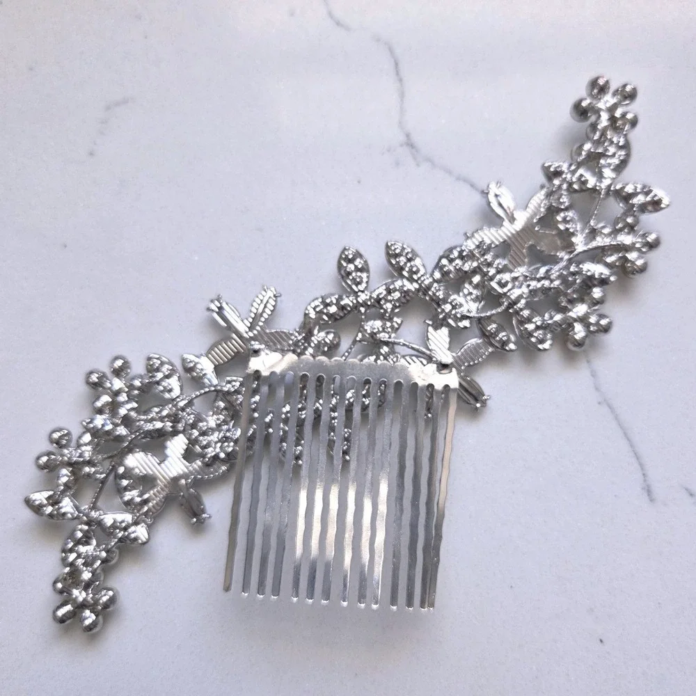 Silver Tone Floral Rhinestone Hair Comb Crystal Bridal Wedding Headpiece